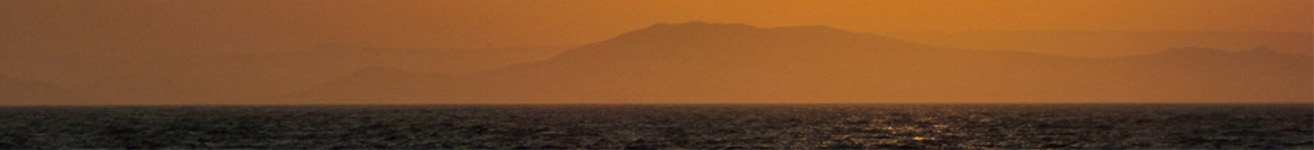 AGU-ocean-mountain-haze-Peru-1314x150
